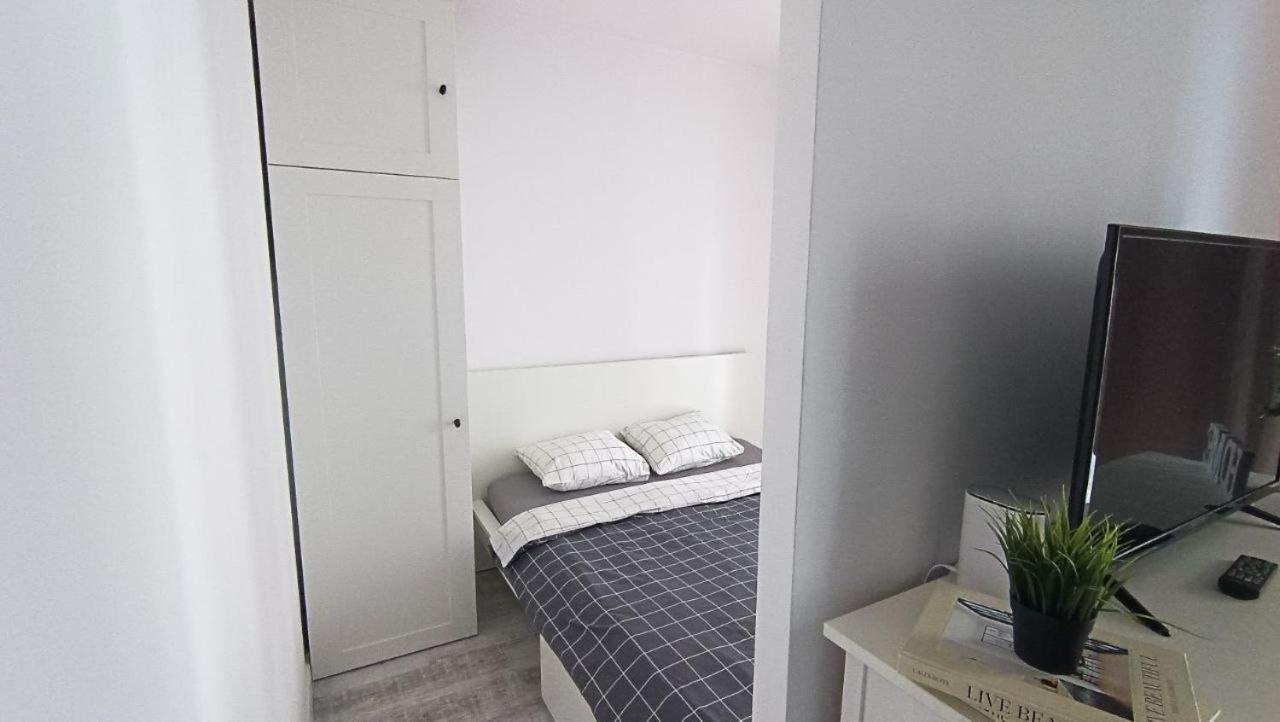 Apartament Niedaleko Centrum Warszawy ワルシャワ エクステリア 写真